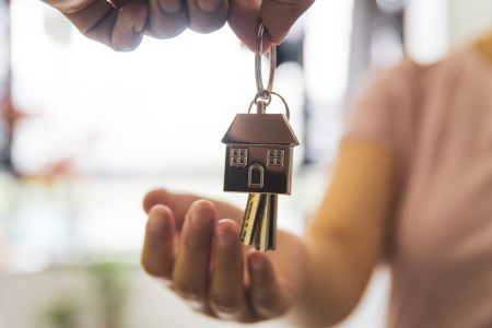 homeowner getting keys