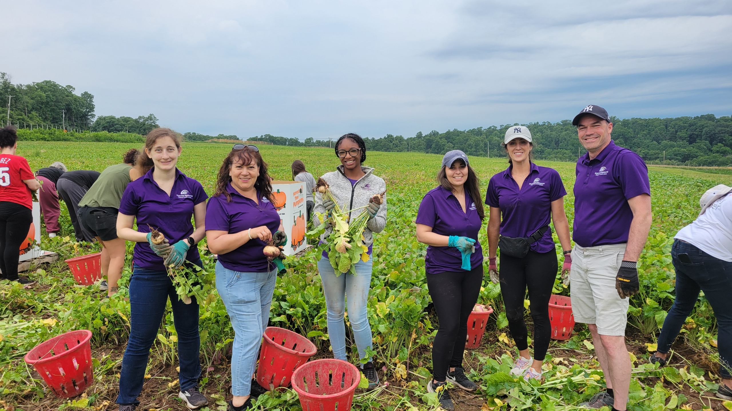 America's Grow-a-Row Volunteering